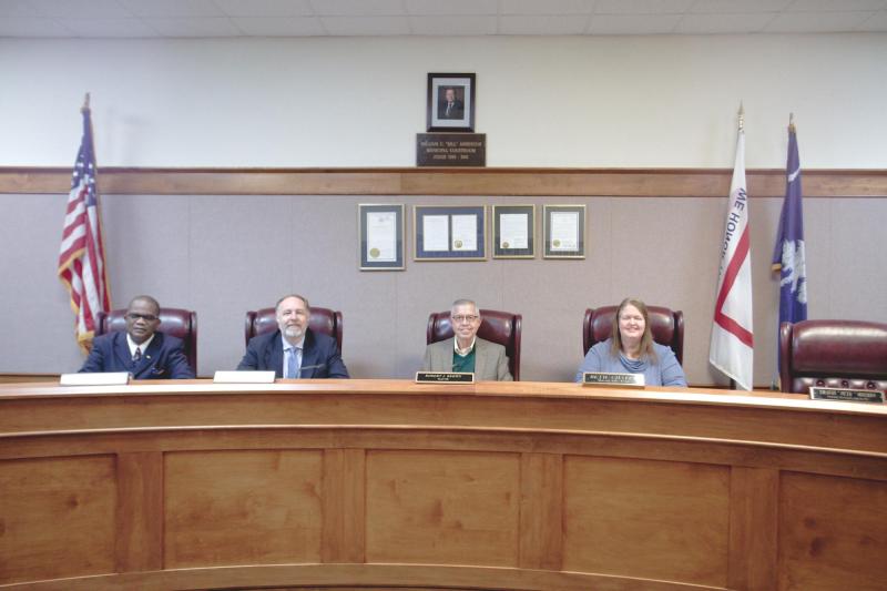 Councilman Marvin Love. Councilman Kevin Brown, Mayor Robert Brown, Councilwoman Beth Chafin. Not Pictured Councilman Pete Mixson